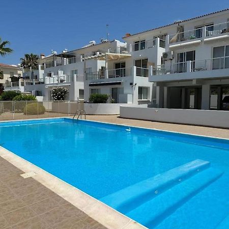 H&O Alina Sunset Apartment Paphos ภายนอก รูปภาพ