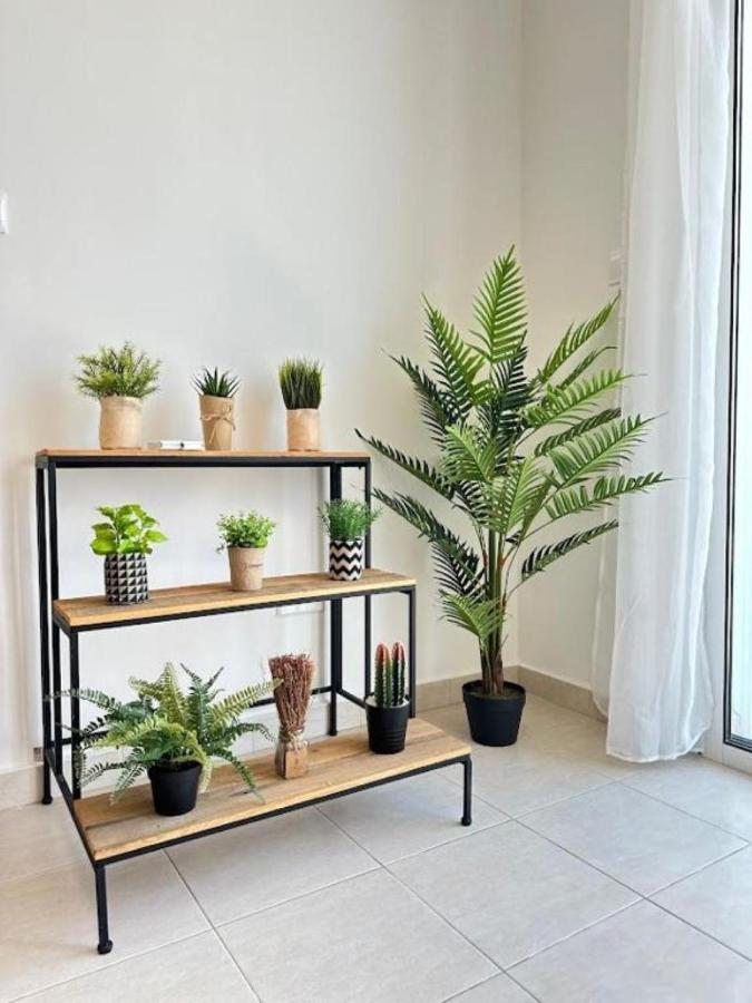 H&O Alina Sunset Apartment Paphos ภายนอก รูปภาพ