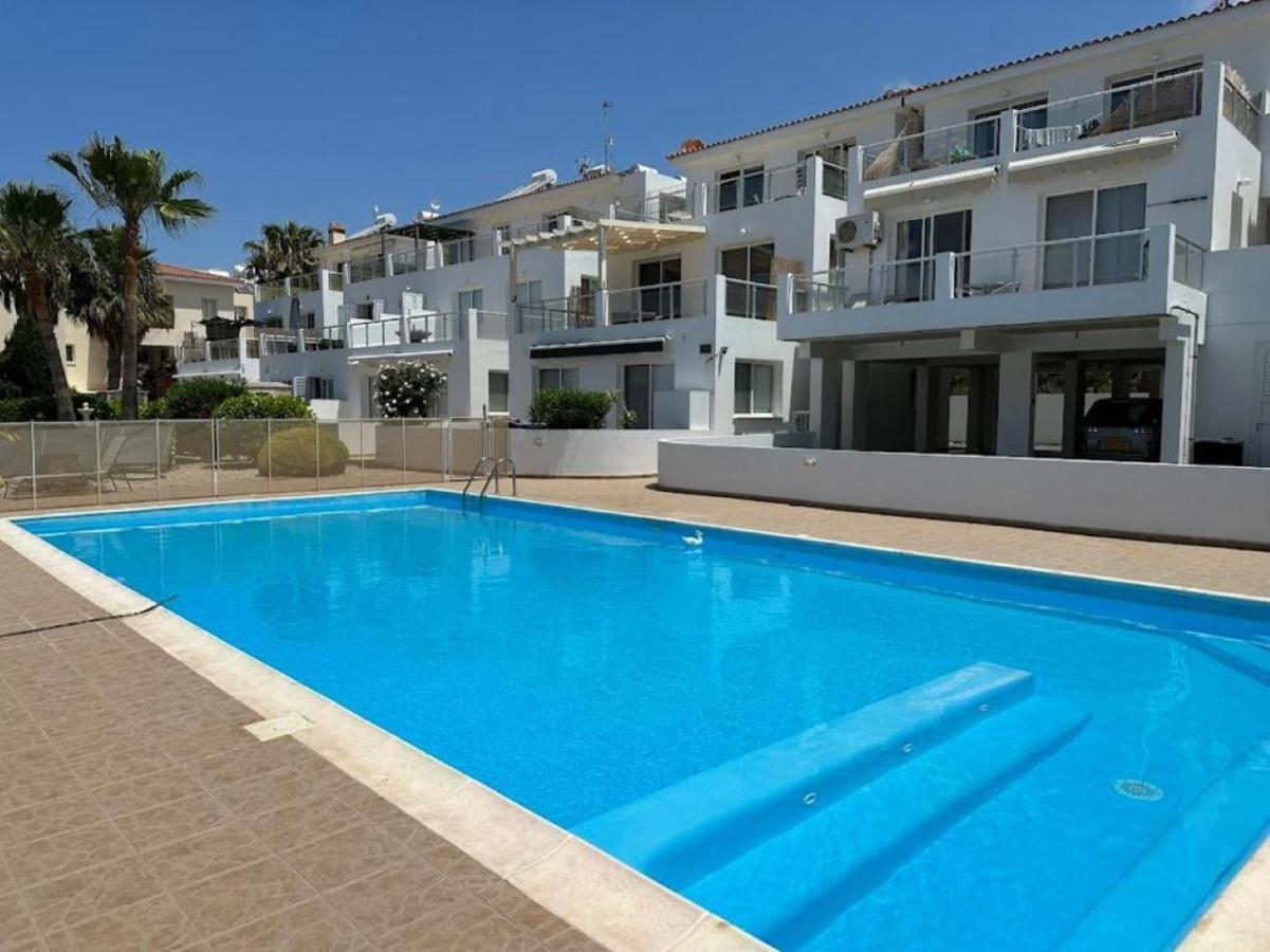 H&O Alina Sunset Apartment Paphos ภายนอก รูปภาพ