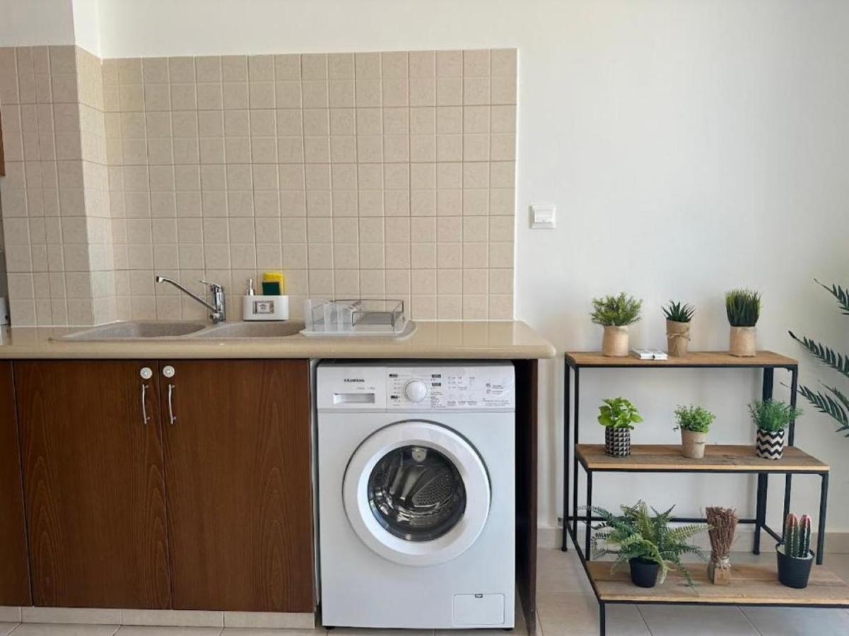 H&O Alina Sunset Apartment Paphos ภายนอก รูปภาพ
