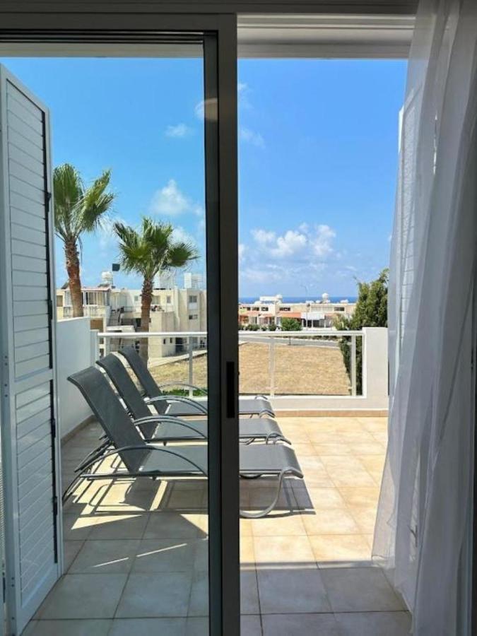 H&O Alina Sunset Apartment Paphos ภายนอก รูปภาพ